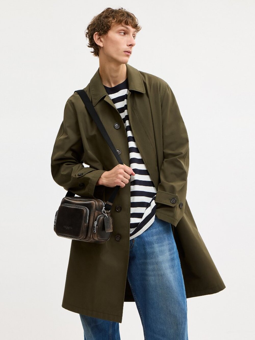 Coach Men's Fletcher Crossbody Bag In Loved Leather - Dakota Alternative - Picture 3 of 3